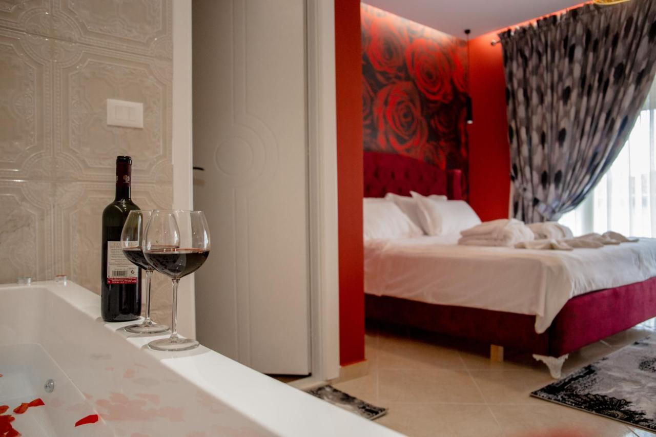 Ajilin Hotel Rooms Korce Exterior foto