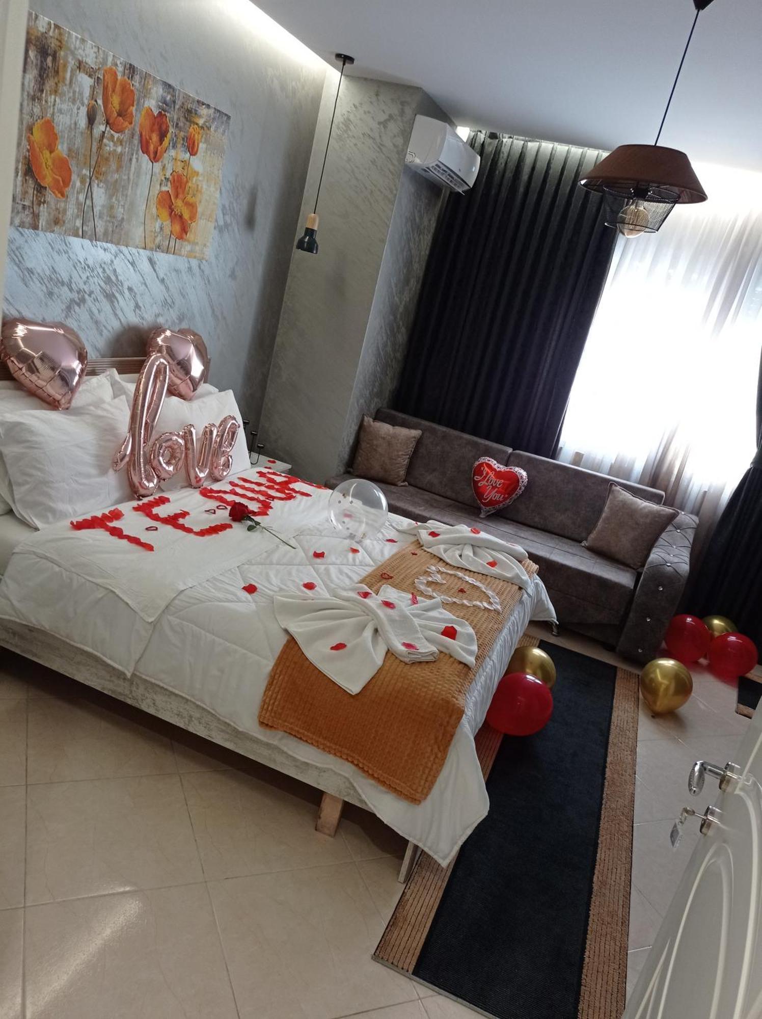 Ajilin Hotel Rooms Korce Quarto foto