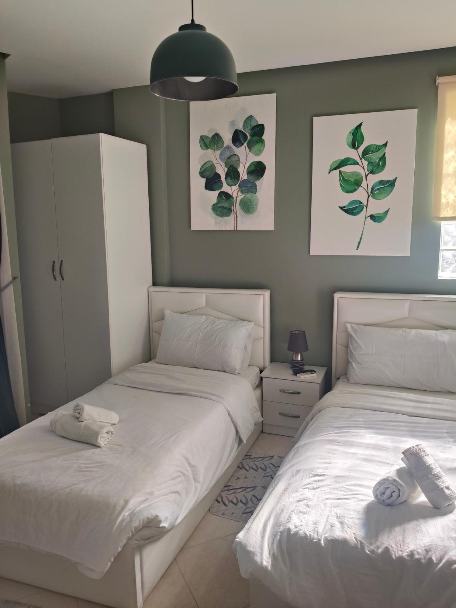 Ajilin Hotel Rooms Korce Quarto foto